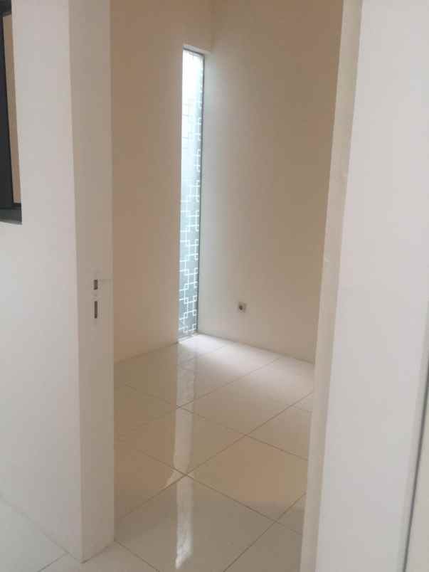 disewakan rumah bintaro pesanggrahan