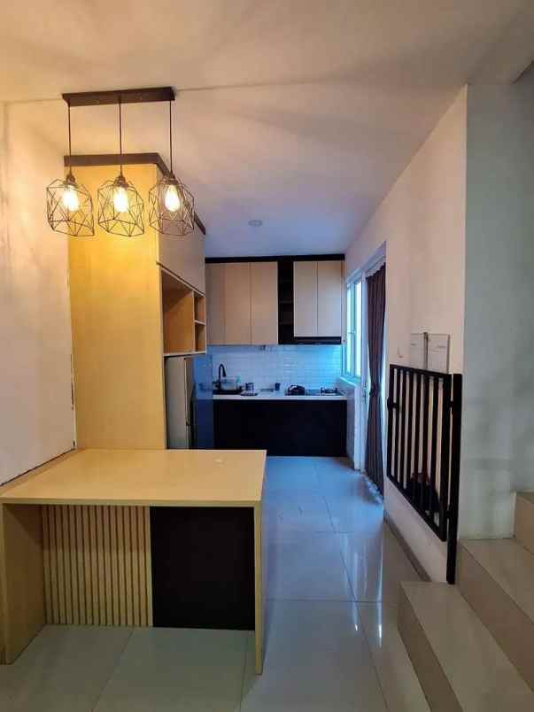 disewakan rumah dekat stasiun sudimara