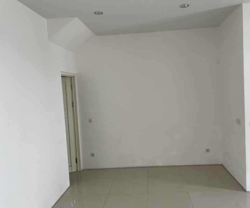 disewakan rumah dian istana