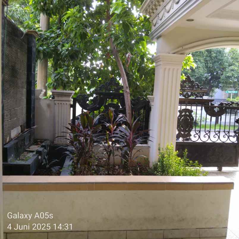 disewakan rumah harapan indah cluster