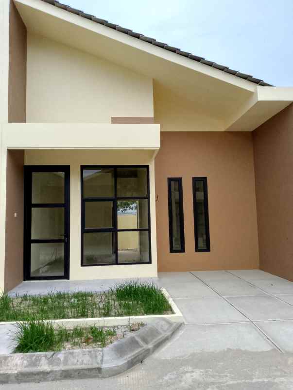 disewakan rumah jl pilar sukatani no 2