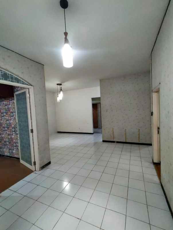 disewakan rumah klampis