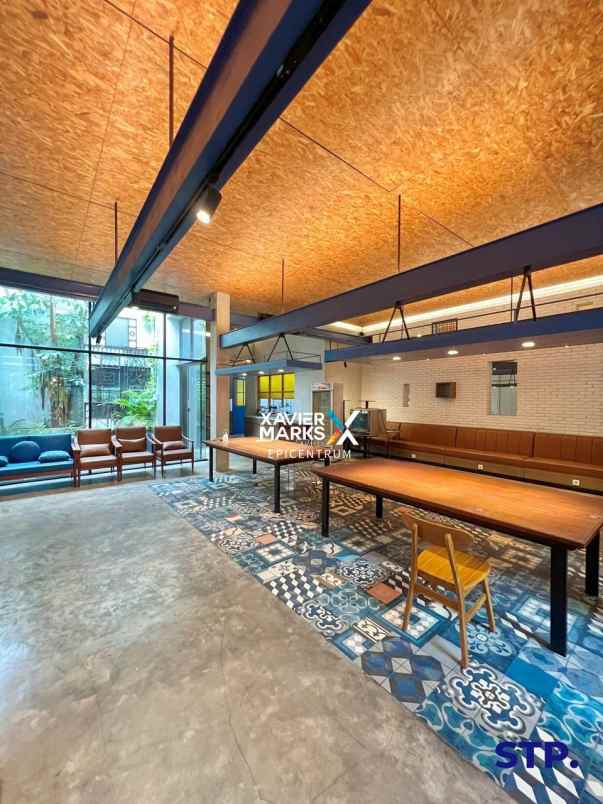 disewakan rumah komersil mewah jalan opak darmo