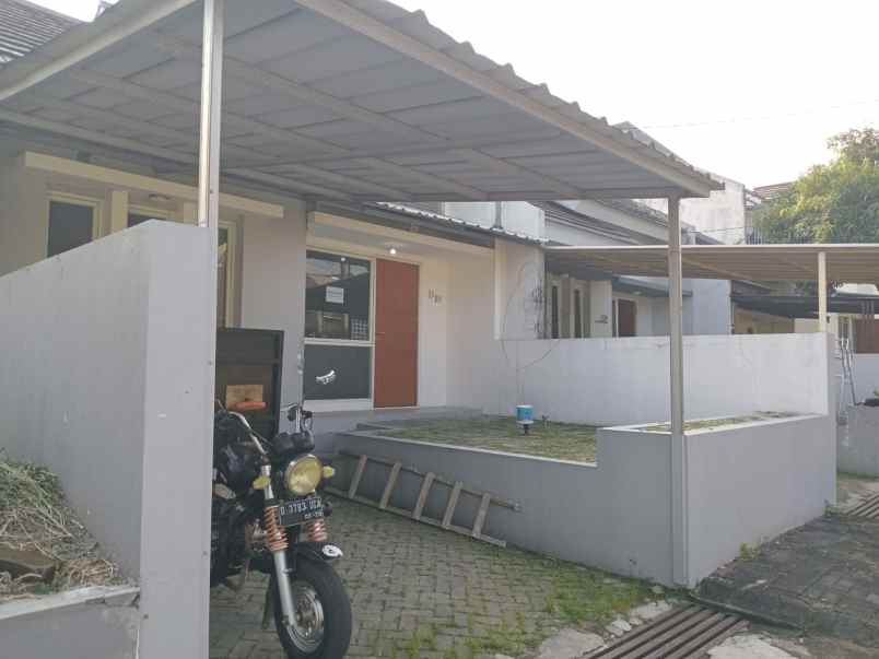 disewakan rumah murah komplek sweet antapani bandung