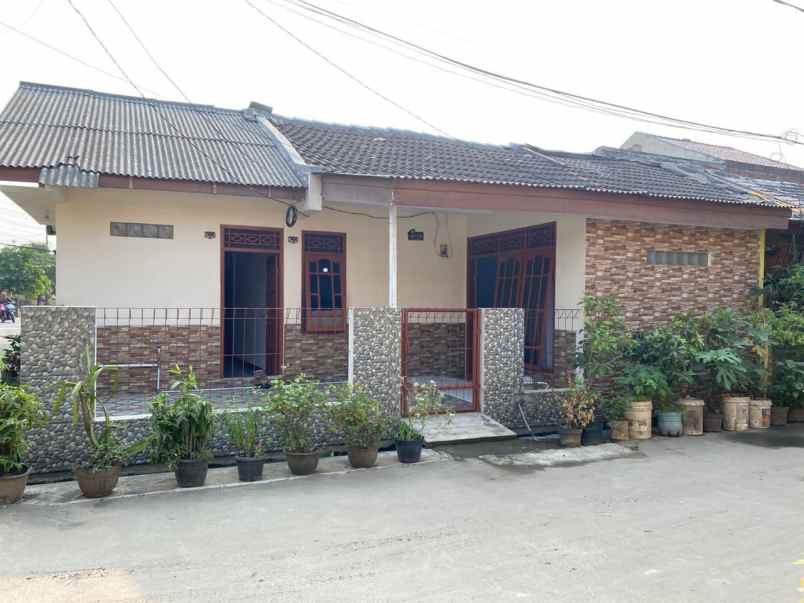 disewakan rumah perum dasana indah kec