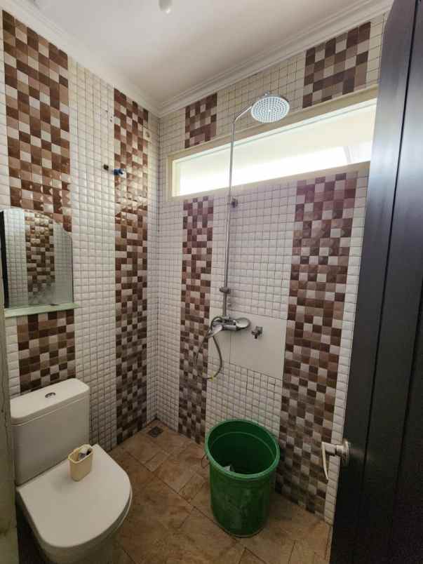 disewakan rumah taman rivera regency