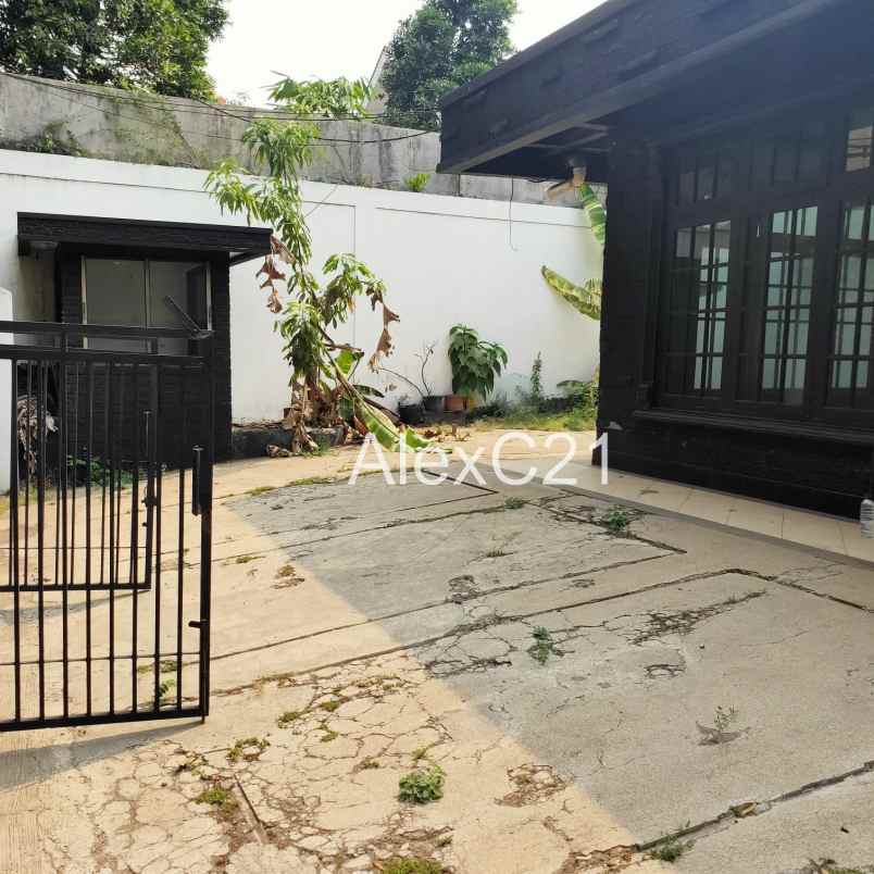 disewakan rumah untuk office usaha di kebayoran baru