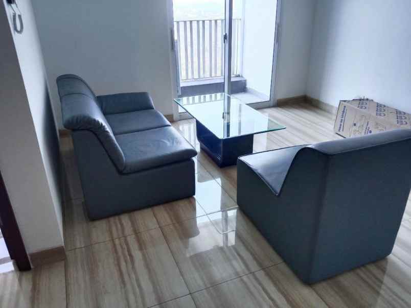 disewakan unit furnish apartemen grand sungkono lagoon