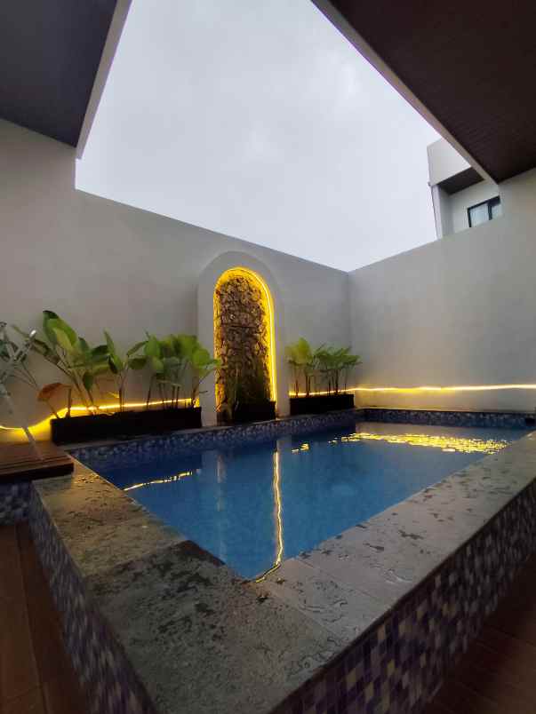 disewakan villa oro oro ombo