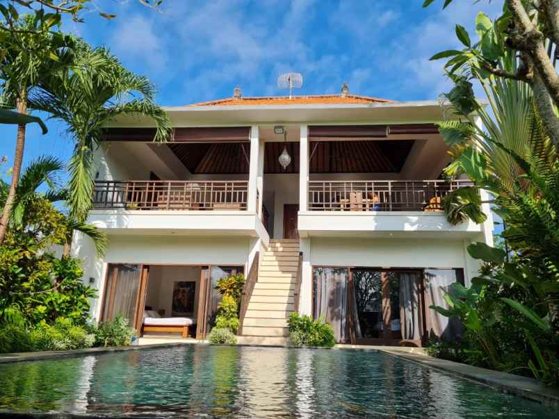 for sale villa di canggu badung bali