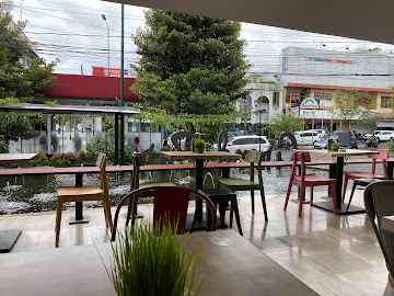 hotel cantik mewah terkenal dijual di malioboro