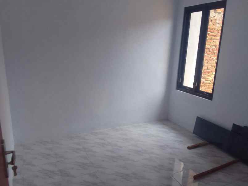 hunian modern minimalis dekat taman wisata batu