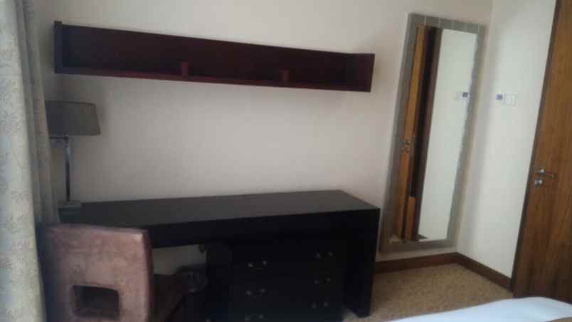 jual apartemen oakwood 2 br mega kuningan