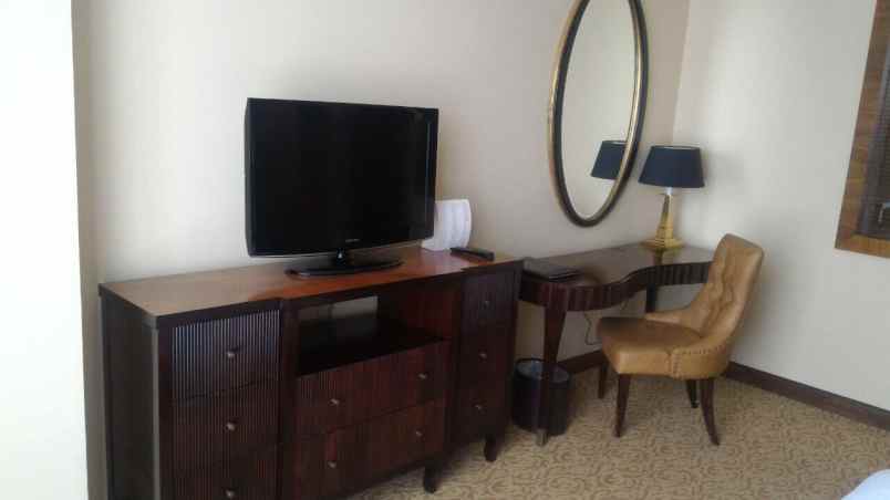 jual apartemen oakwood 2 br mega kuningan