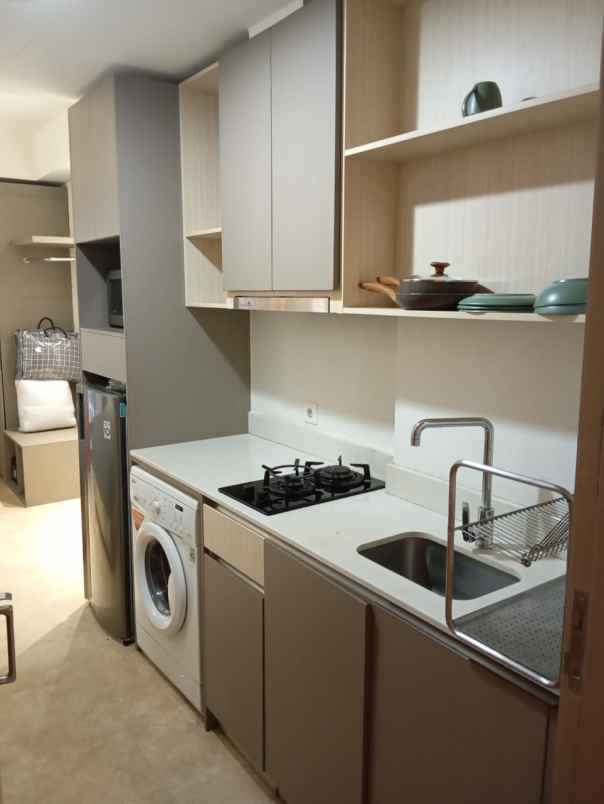 jual apartemen studio furnished gold coast pik
