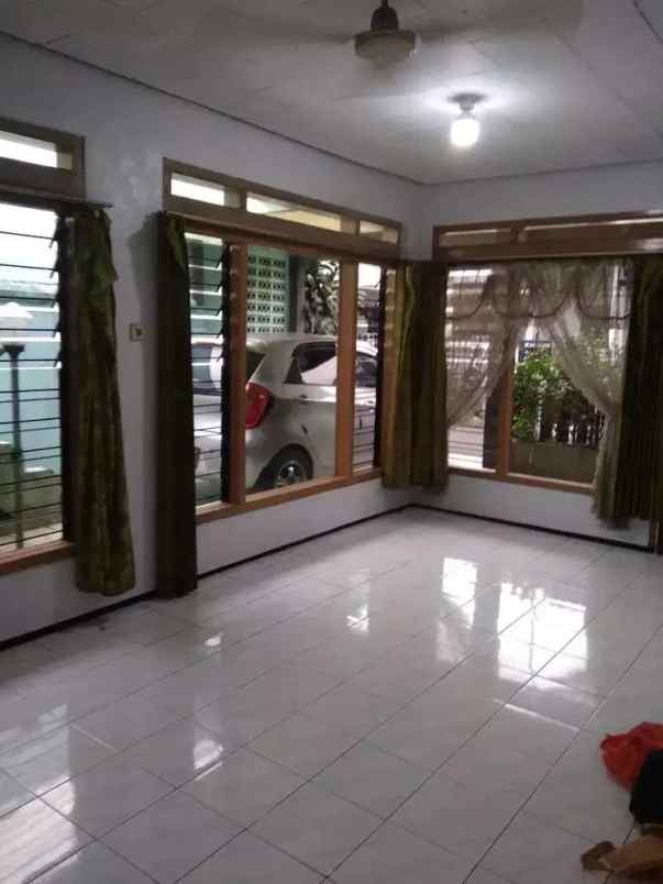 jual rumah lama murah dan kokoh di veteran bintaro