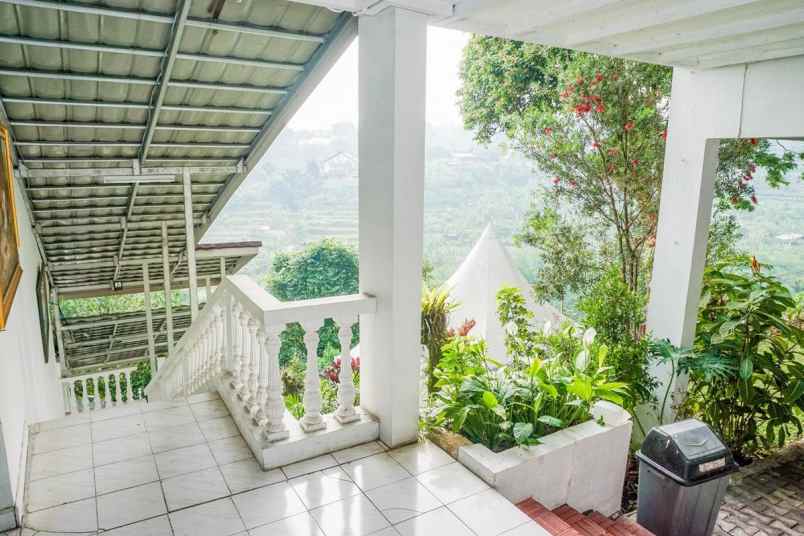 murah hotel aktif di lembang bandung