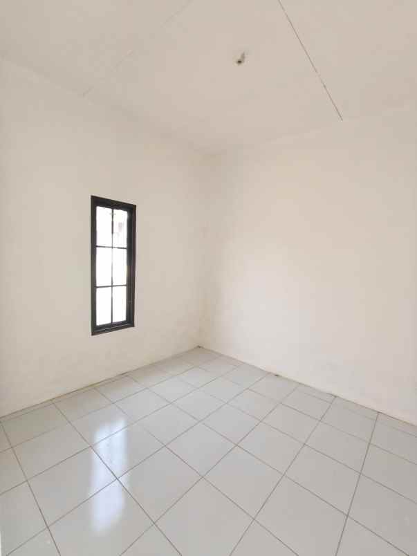 over kredit murah bangunan hebel
