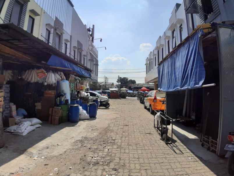 ruko pasar anyar lokasi ramai