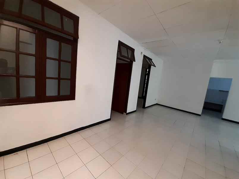 rumah 1 lantai dalam perumahan pondok kelapa