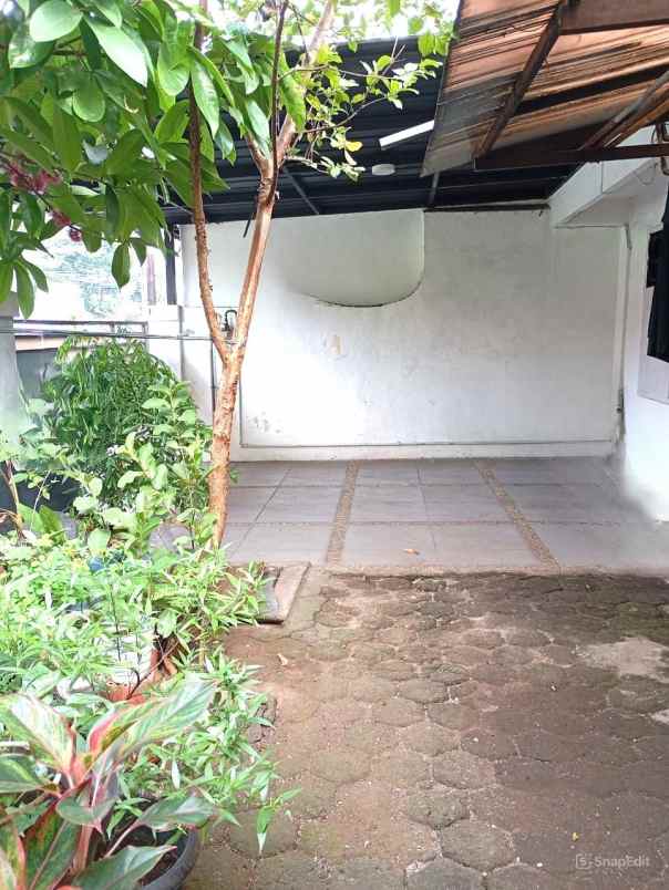 rumah 2 lantai 200m type 4kt duren sawit jakarta timur