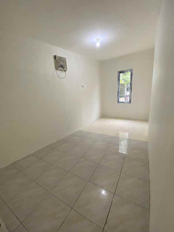 rumah 2 lantai dalam cluster di pondok kelapa jaktim