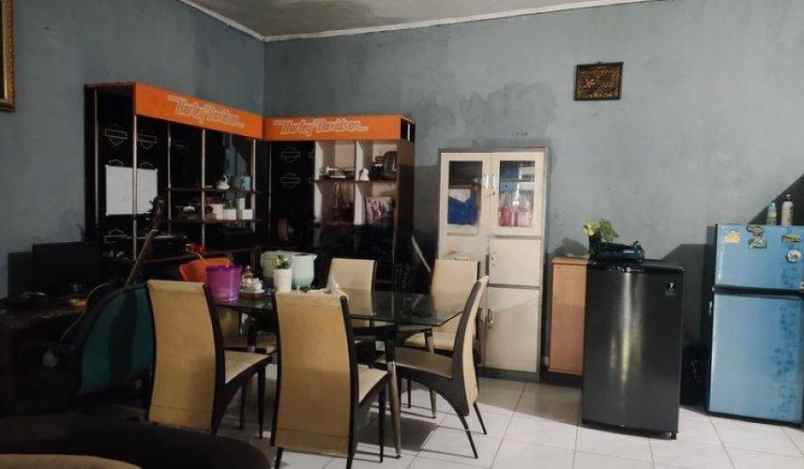 rumah 2 lantai di duri kepa kebon jeruk jakarta barat