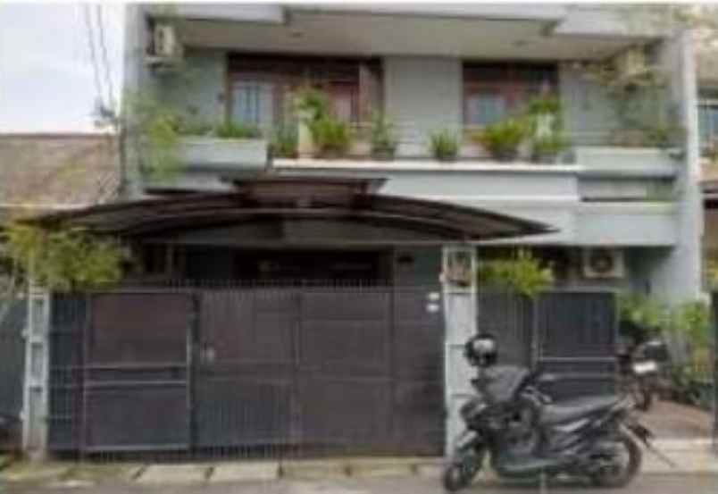 rumah 2 lantai di duri kepa kebon jeruk jakarta barat