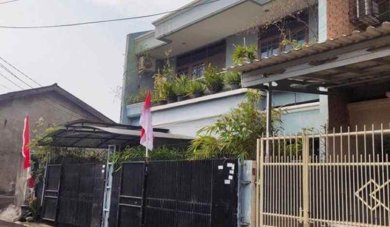 rumah 2 lantai di duri kepa kebon jeruk jakarta barat