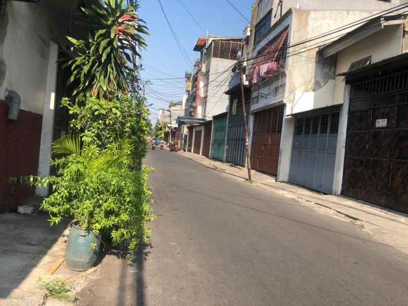 rumah 2 lantai di sawah lio jembatan lima