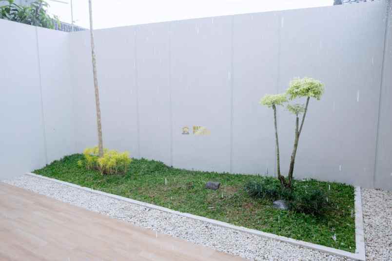 rumah 2 lantai siap huni dekat jalan palagan