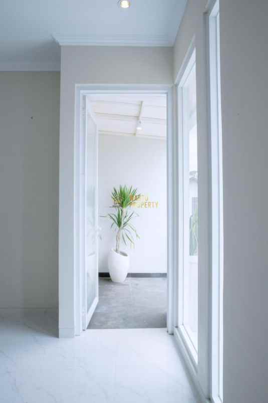 rumah 2 lantai siap huni dekat jalan palagan