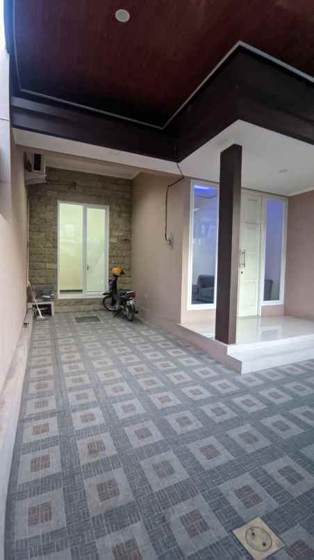 rumah 2 lantai siap huni di sambikerep lontar surabaya