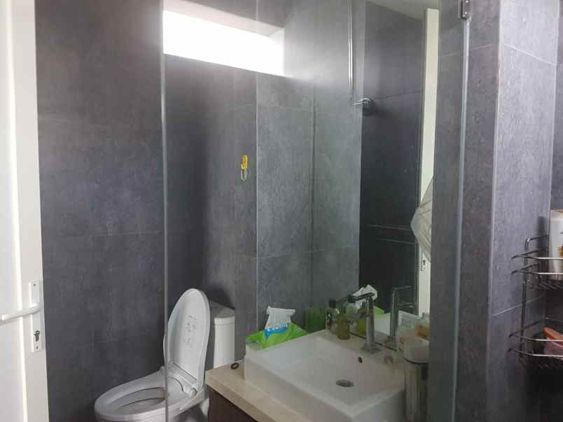 rumah 2 lantai siap huni galaxi bumi permai araya 1