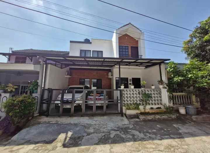 rumah 2lt dalam perumahan di ciherang tapos depok