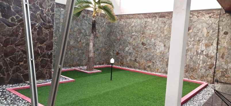 rumah 5kt sby brt dekat kidzania