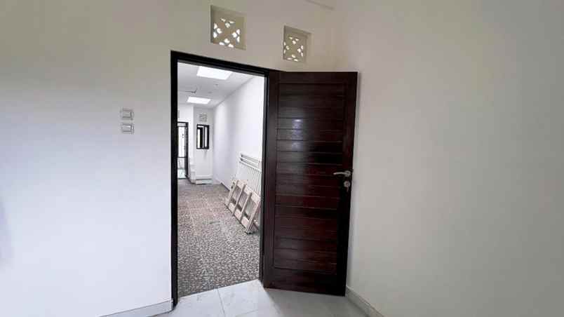 rumah 6 kamar konsep kost kostan di pemogan denpasar