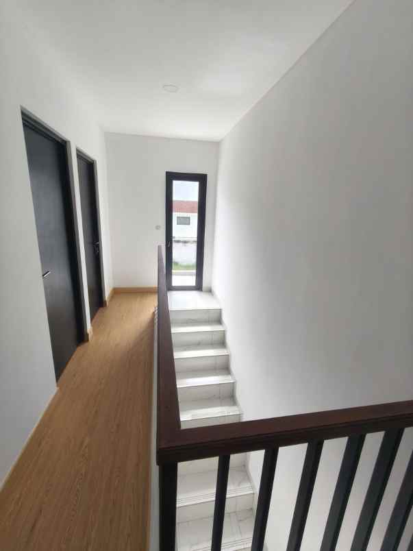 rumah 600 jutaan paling dekat upi sayap setiabudi