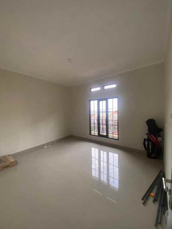 rumah bagus komplek unpad cigadung dago bandung utara