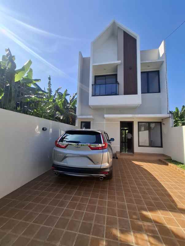 rumah baru dalam komplek kodau jatiasih bekasi