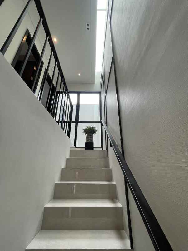 rumah baru dr citrland the greenlake phase 3 series v