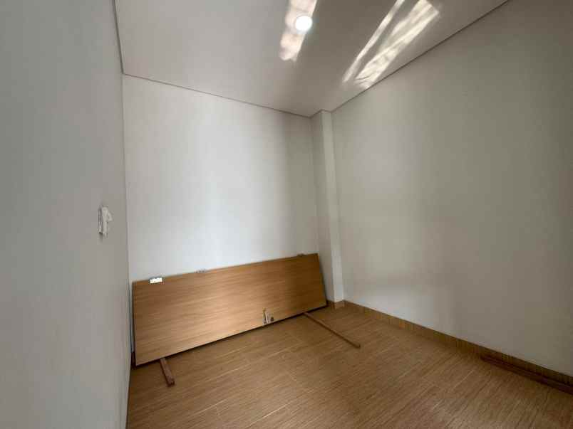 rumah baru harga terjangkau dekat toll pamulang