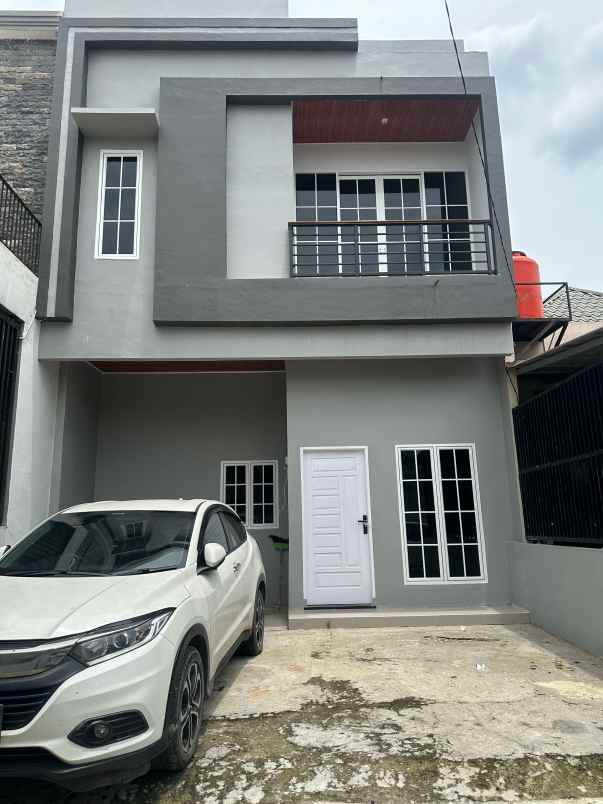 rumah baru modern 2 lt medan baru padang bulan