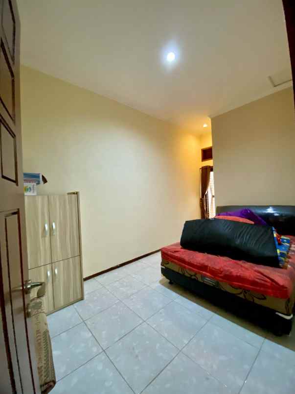 rumah baru renovasi lokasi strategis dalam perumahan