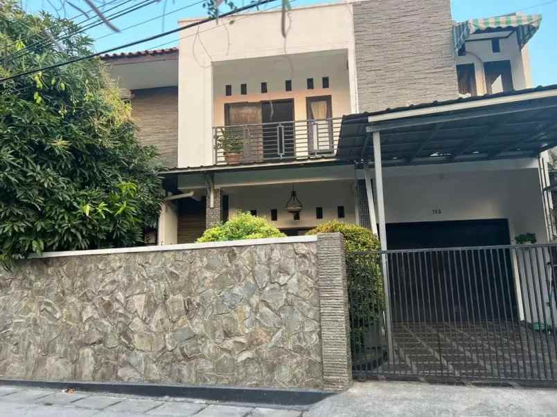 rumah besar komplek dki pondok kelapa nego brutal