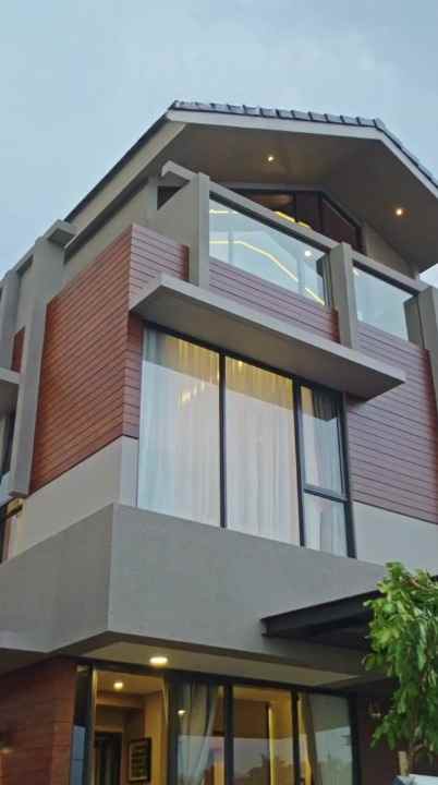 rumah cantik briza summarecon serpong