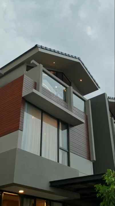 rumah cantik briza summarecon serpong