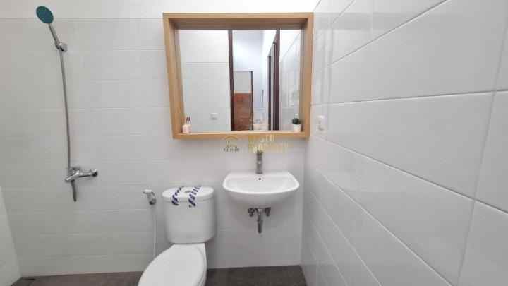 rumah cantik dekat pintu tol brigif