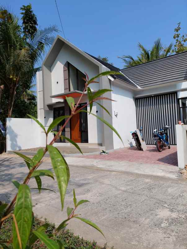 rumah cantik scandinavian di wates kulonprogo