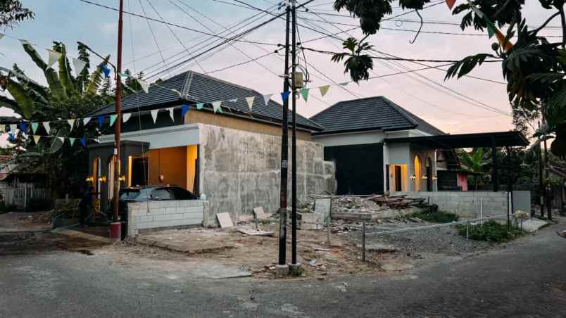 rumah cantik siap huni dekat wisata kasongan bantul